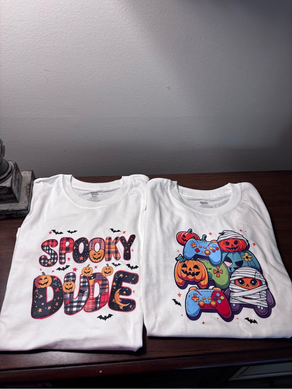 Two Kids White Halloween Spooky Dude & Gamer Pumpkin Graphic T-Shirts SZ 10-12